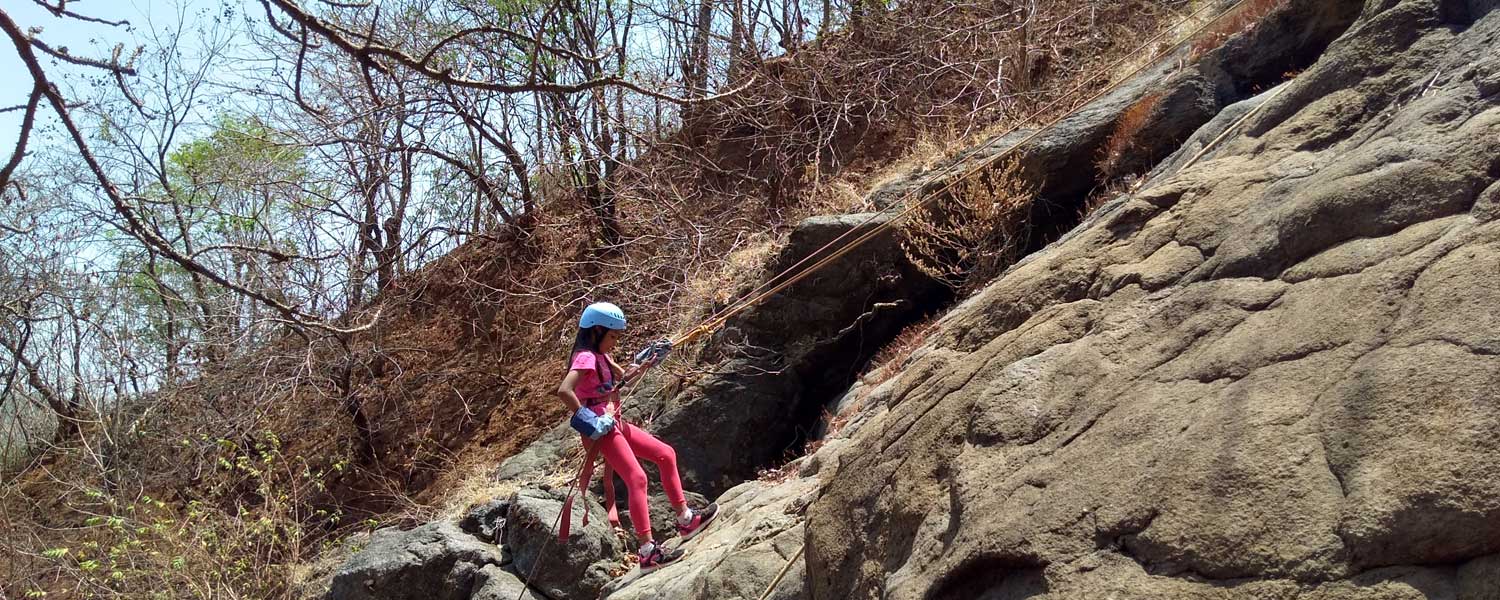 Children’s Adventure Camp : Wilderness Survival